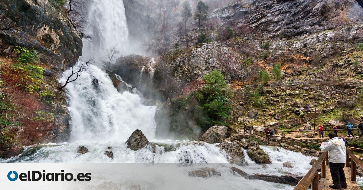 Cinco nacimientos de río bonitos de España con cascadas y buenas vistas que puedes visitar haciendo senderismo