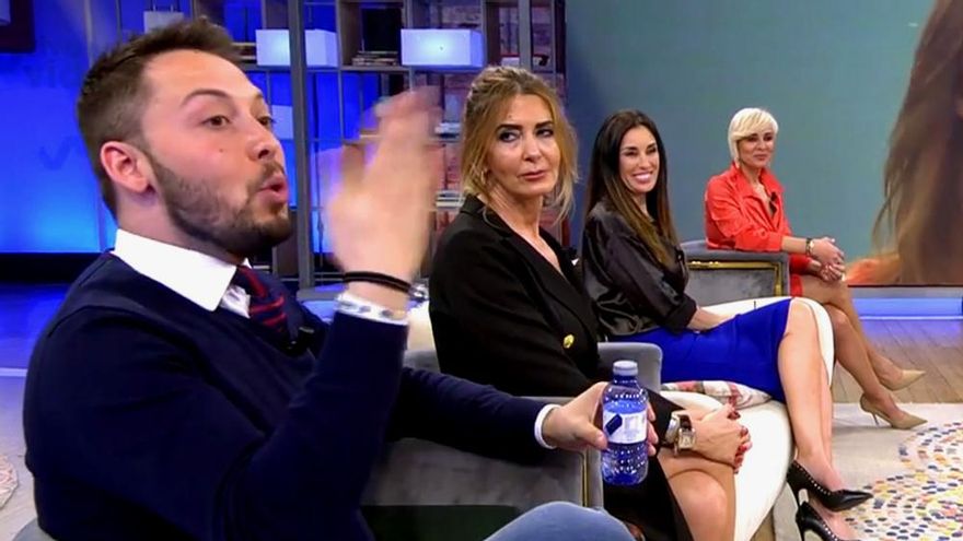 Avilés intenta ligar con un periodista de 'Viva la vida' y acaba mal: "Me ha dado calabazas"