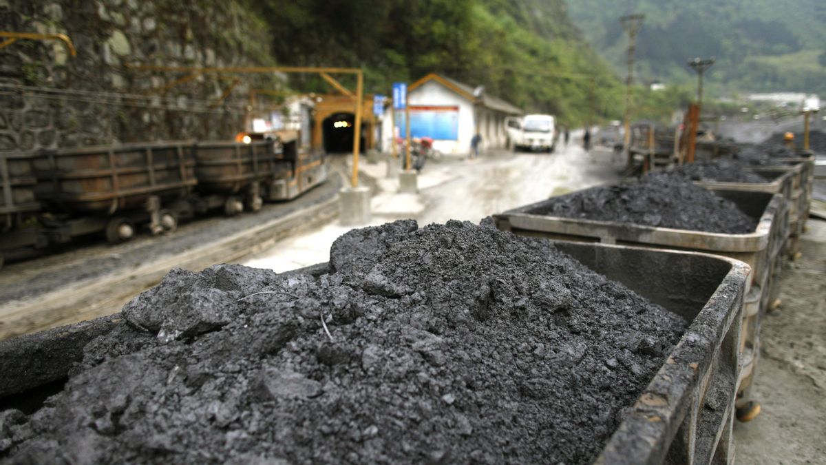 Bruselas propone compras y reservas conjuntas de materias primas ante la presión de China