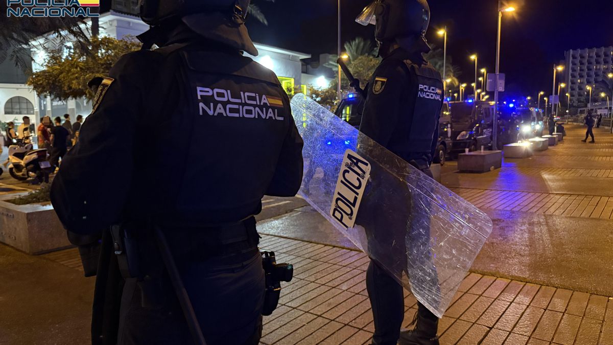 Despliegue policial en Las Verónicas, en el sur de Tenerife, el pasado viernes.