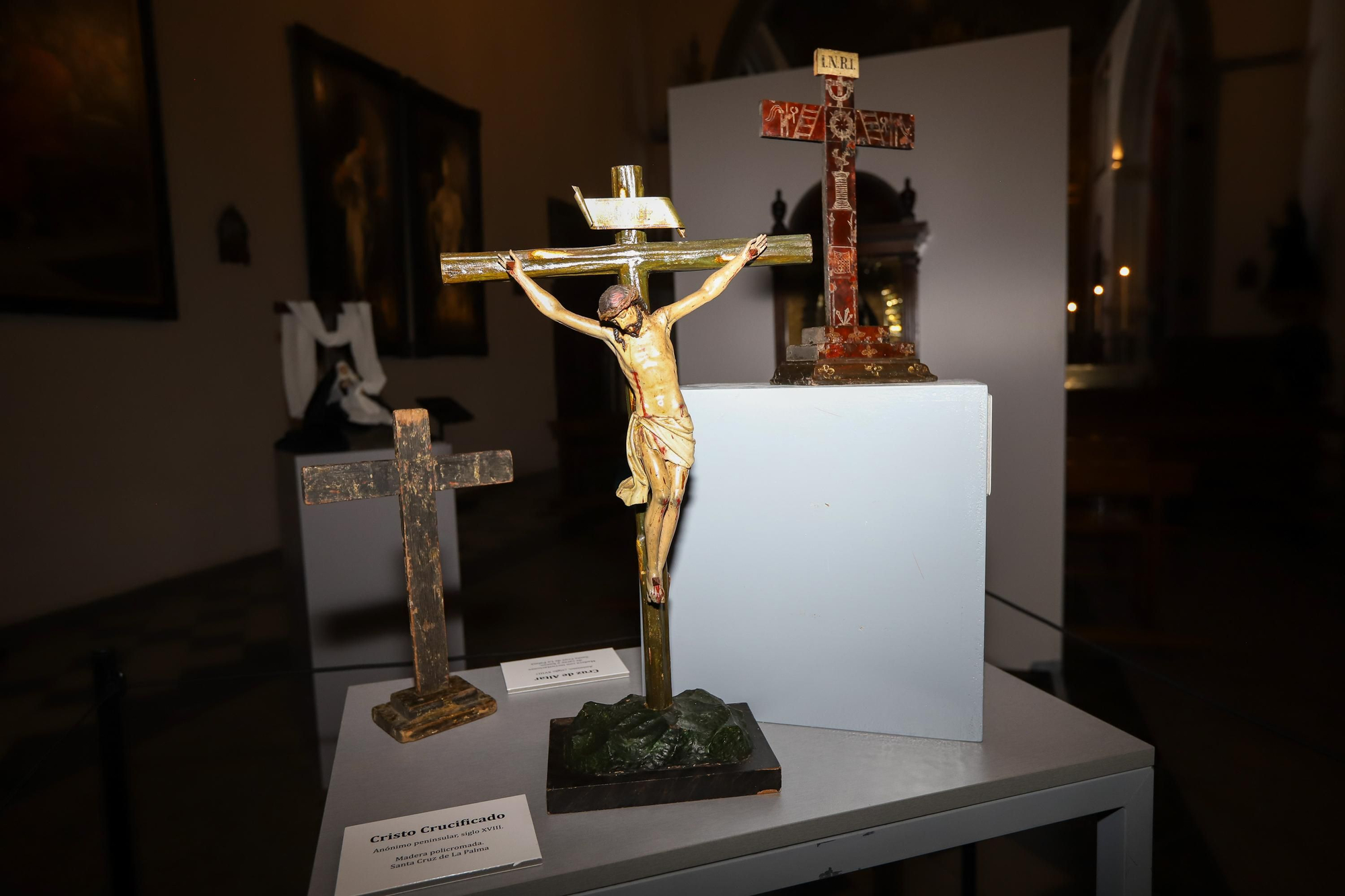 La Iglesia de Santo Domingo inaugura la exposición de arte sacro ‘Pasión privada’. LGM