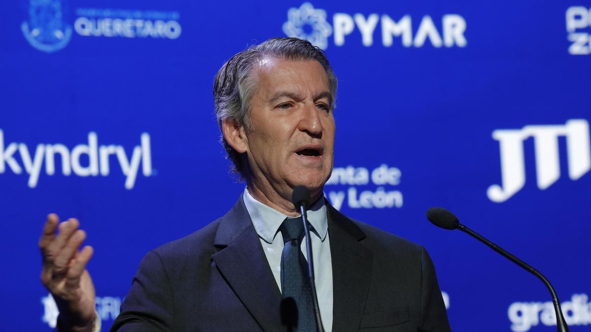 El presidente del PP, Alberto Núñez Feijóo, interviene en el VI Foro Económico 'Wake up, ¡Spain!, Wake Up Europe!’, este jueves en Madrid.