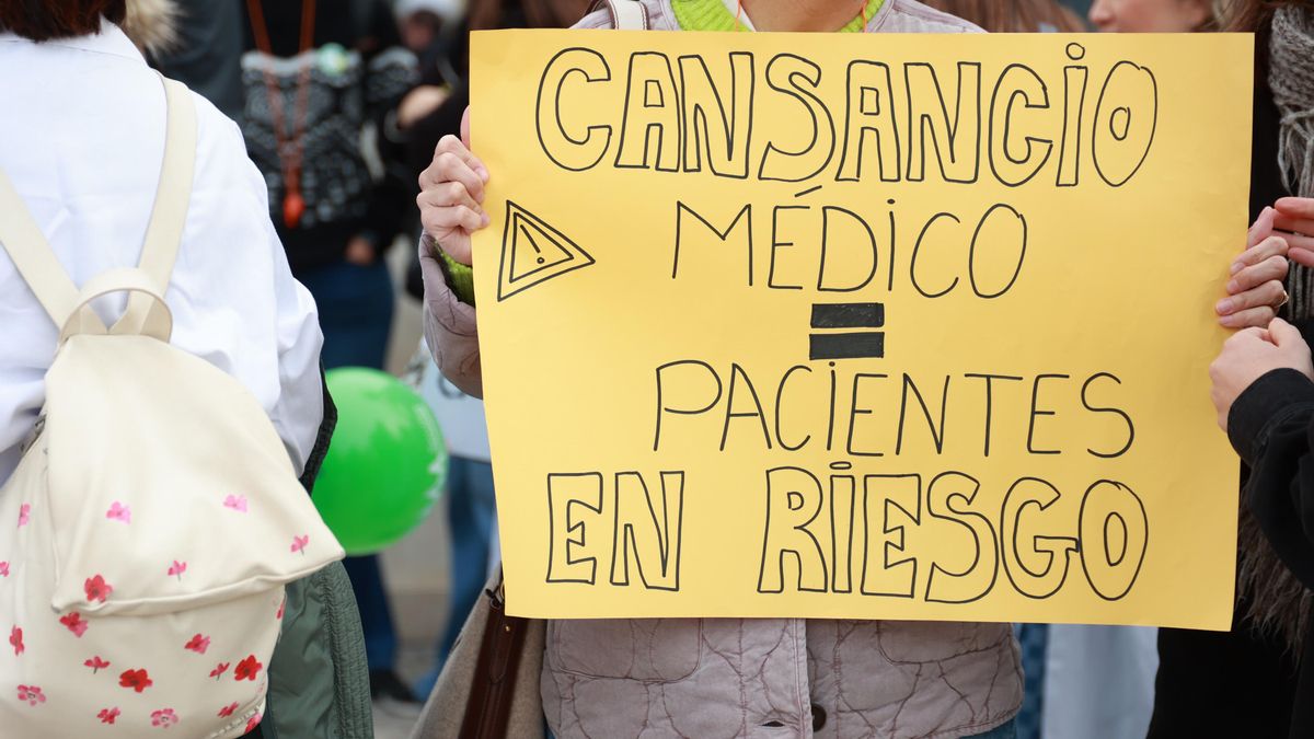 La huelga de médicos en cifras: 8.000 pacientes afectados y 200 operaciones anuladas en 5 días en La Rioja