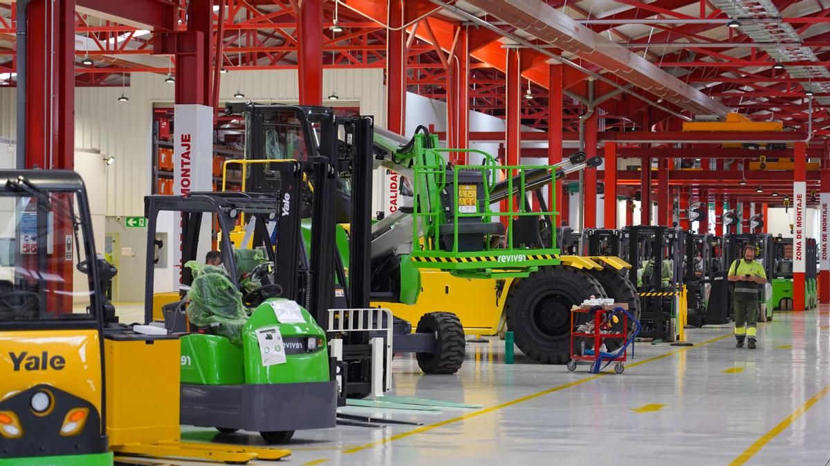 La empresa GAM inaugura instalaciones en Villacé, donde desarrolla un proyecto de refabricación de maquinaria