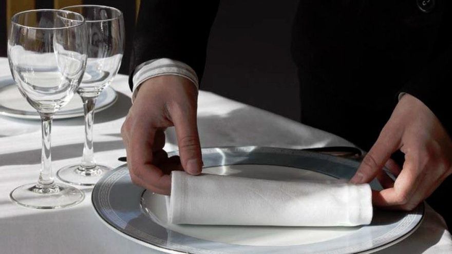 Trabajador del sector hostelero.