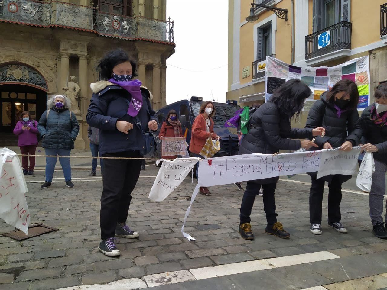 Las imágenes del 8M en Navarra, una jornada con los cuidados en el centro