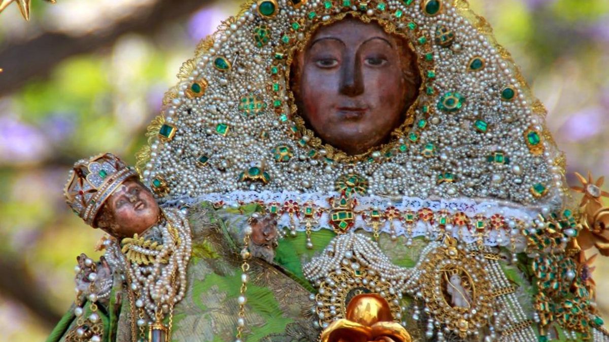 La patrona de La Palma concluye en Breña Alta su peregrinación antes de regresar al municipio de su residencia