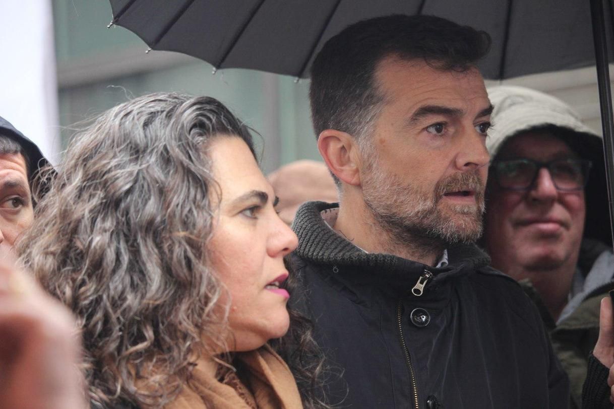 Maíllo (IU) celebra el "clamor unívoco" en las manifestaciones por unas pensiones públicas dignas