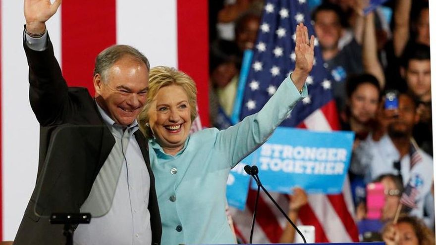 Kaine y Clinton debutan juntos en Miami con un mensaje de optimismo y diversidad