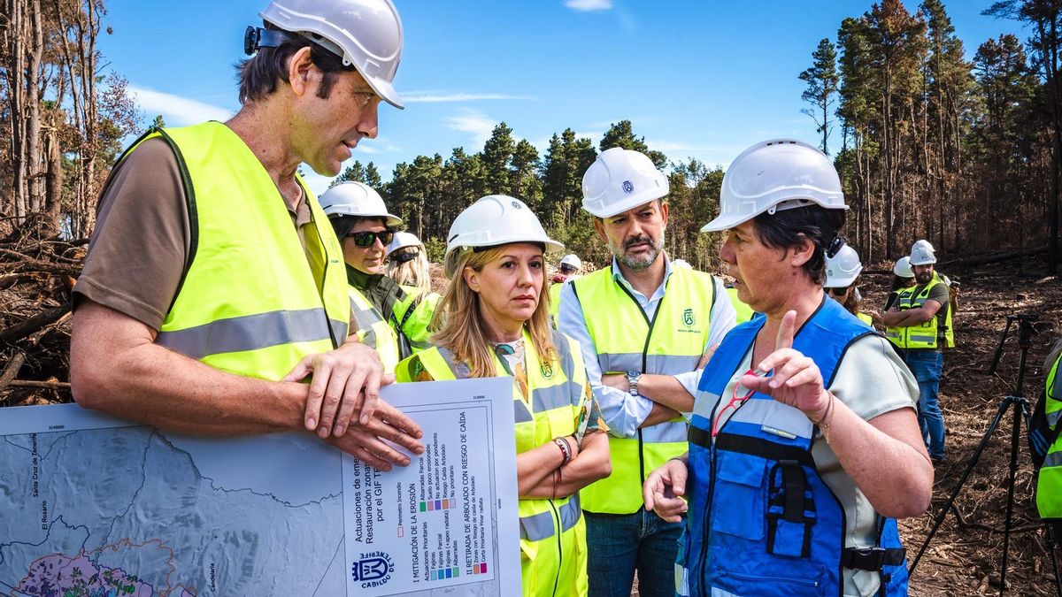 Rosa Dávila, junto a Lope Afonso y Blanca Pérez.