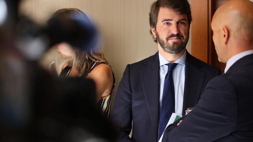 El pobre legado político de García-Gallardo: bronca parlamentaria, bulos xenófobos y mínima acción de gobierno