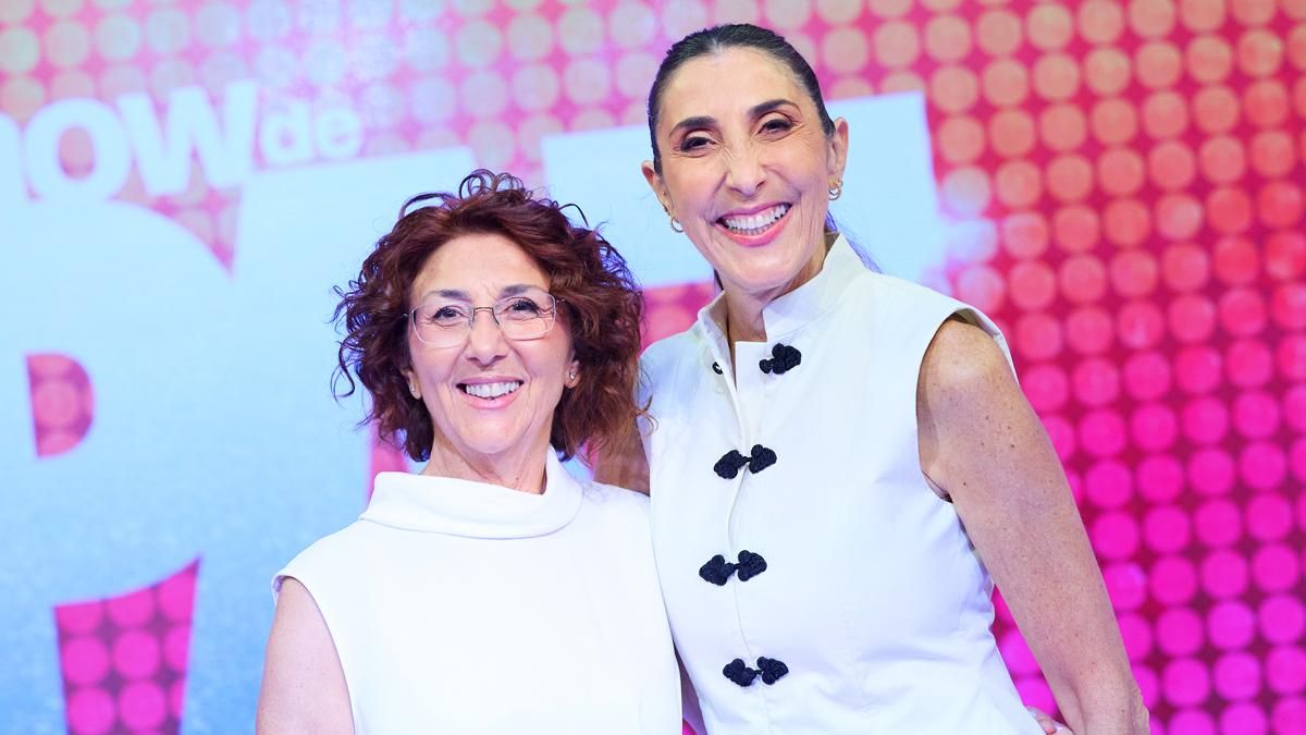 Paz Padilla y su hermana Lola Padilla en el plató de 'El show de Paz'