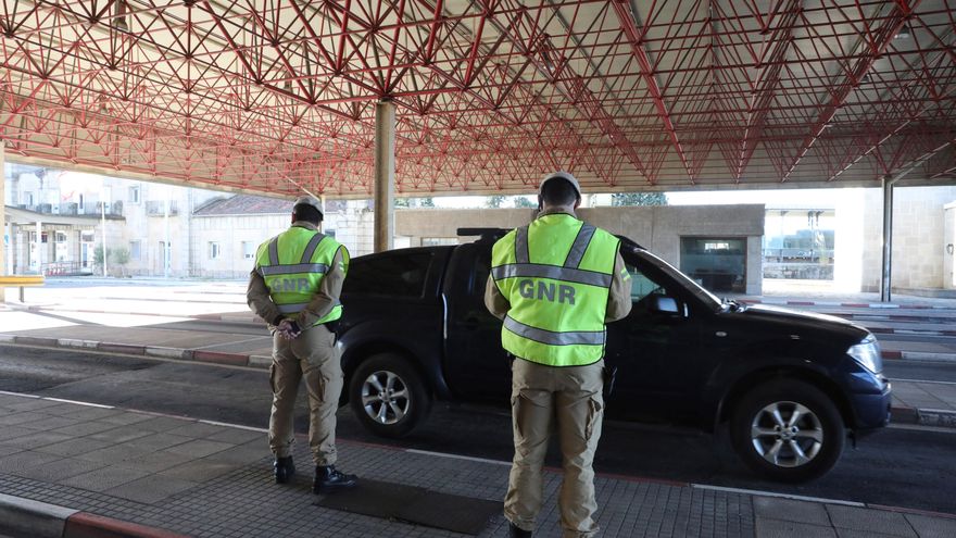 Consulado en Lisboa confirma que los españoles pueden entrar en Portugal solo con certificado de vacunación