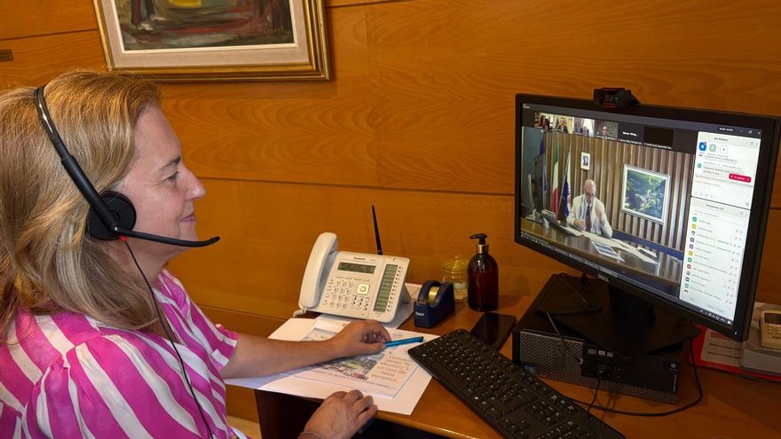 La presidenta del Parlamento de Cantabria, María José González Revuelta, interviene ante el Grupo de Montaña de la Conferencia de Asambleas Legislativas Regionales de Europa (CALRE)