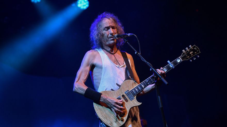 Robe de Extremoduro cancela sus conciertos en el WiZink por enfermedad