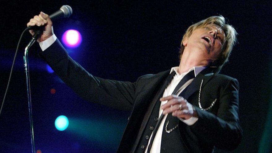 Sale a subasta la primera grabación del clásico de Bowie "Starman"