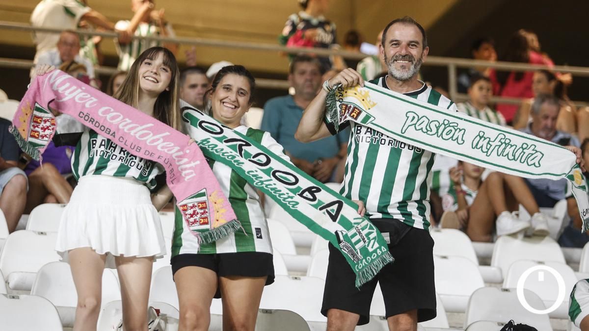 Grada Blanquiverde del Córdoba CF - CD Castellón