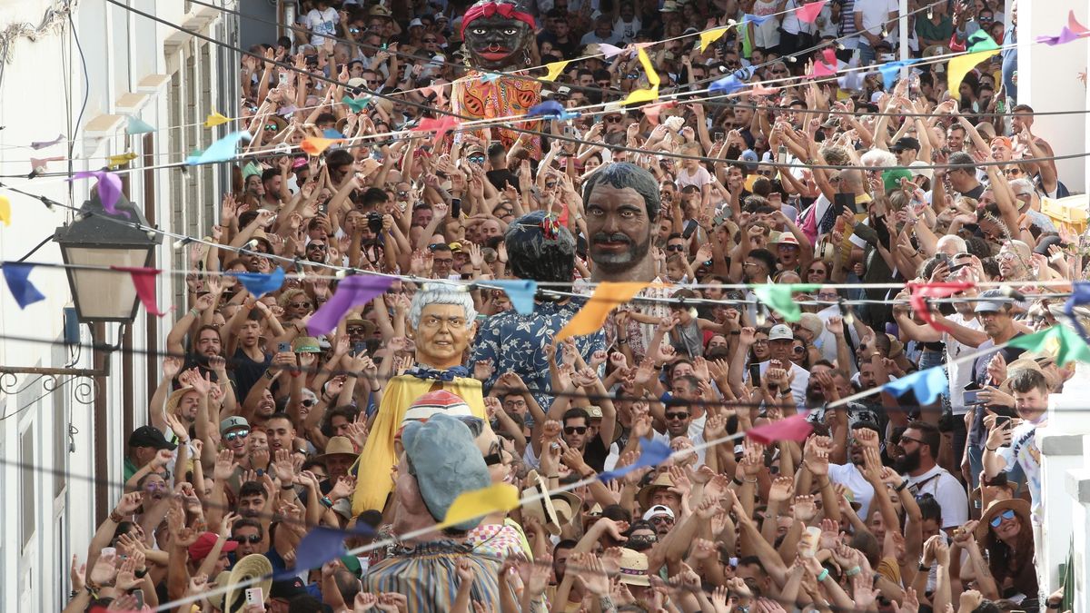 Tradición y diversión se dan la mano en la fiesta de La Rama de Agaete