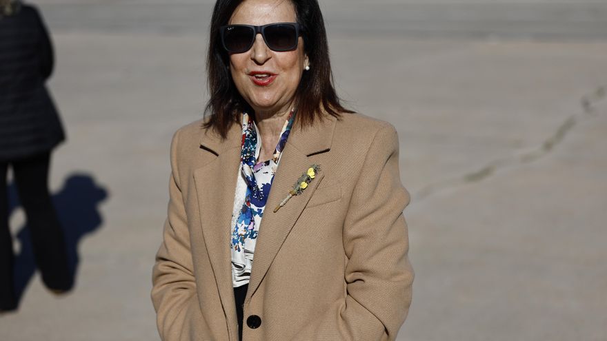 Robles asegura que el Gobierno cumplirá el plan de Defensa y ejecutará todo el presupuesto