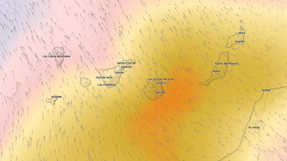 Una 'lengua' de polvo en suspensión se aproxima "a toda velocidad" a Canarias