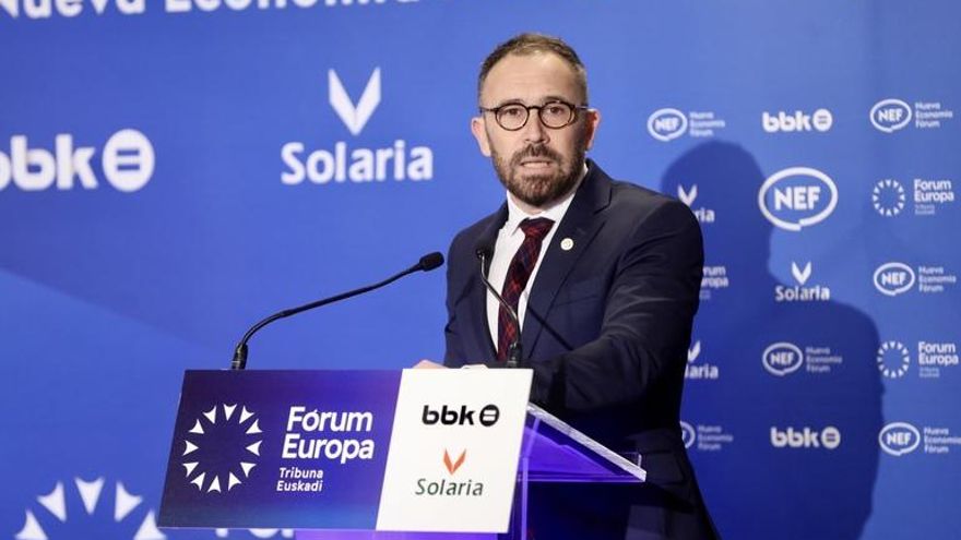 Dos parques de Solaria en Vitoria se salvarán de la nueva normativa que veta renovables a 500 metros de zona urbana