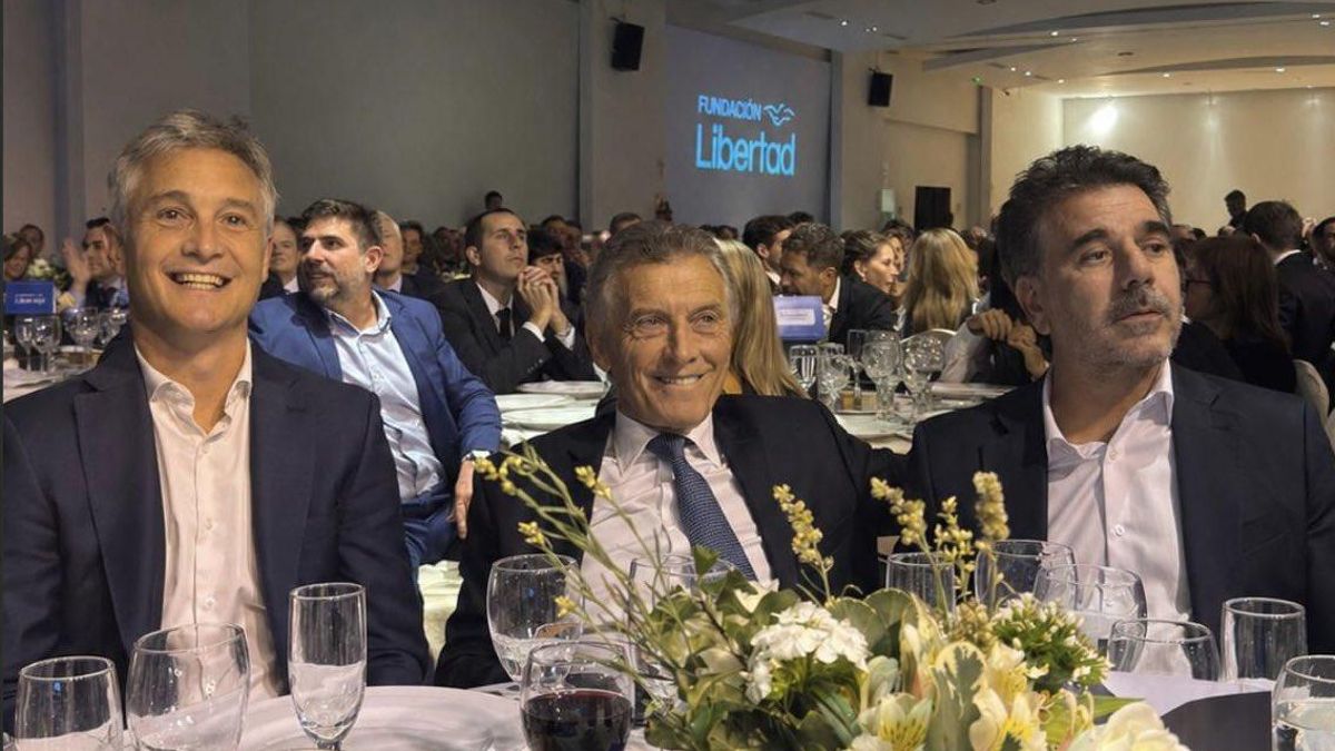 Fernando de Andreis, Mauricio Macri y Cistian Ritondo, en la Fundación Libertad.