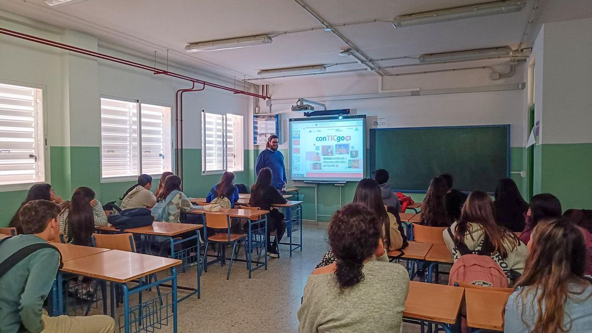 Taller gratuito ofrecido por la Fundación Cibervoluntarios.