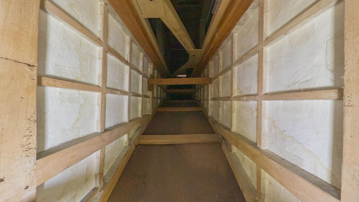 Humedades detectadas por los técnicos aragoneses en las pinturas de Sijena