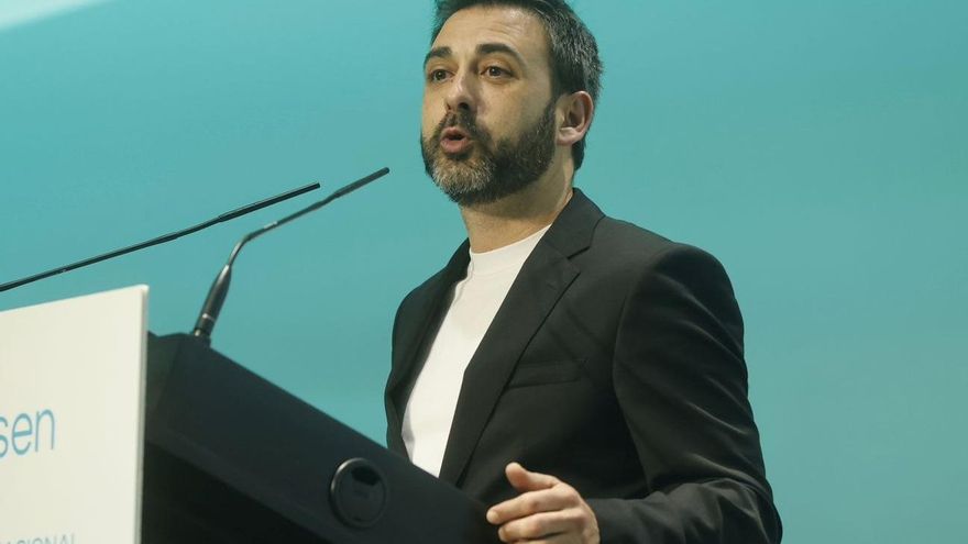 Iván Esteve, jefe de Informativos de À Punt durante la dana, será galardonado en la Nit d'Escola Valenciana