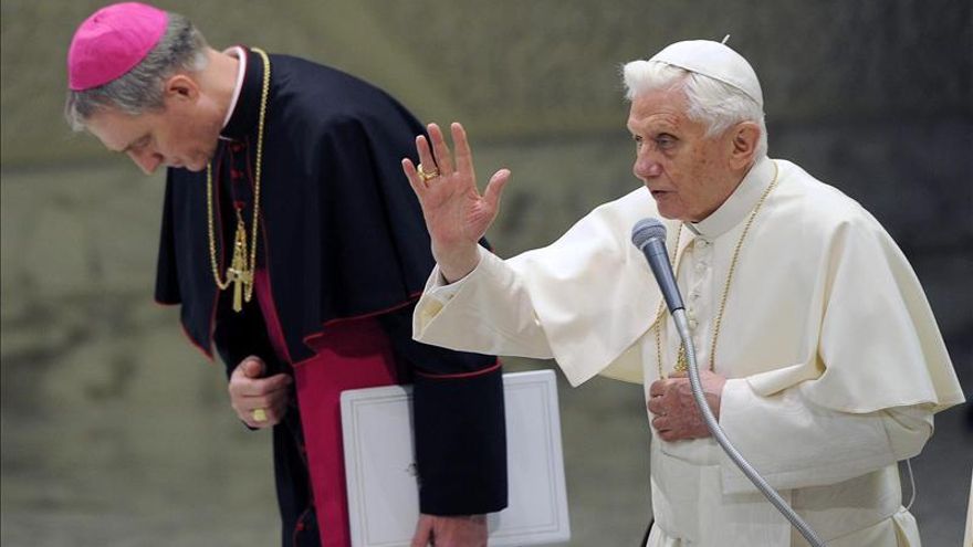 El papa defiende el matrimonio como la alianza entre hombre y mujer