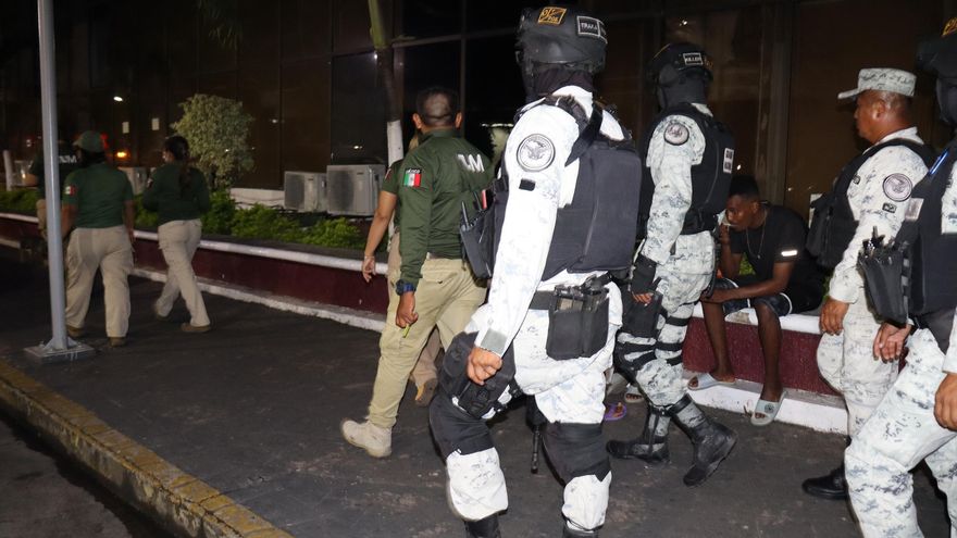 Agentes dispersan caravana de migrantes que saldrían de la mexicana Tapachula