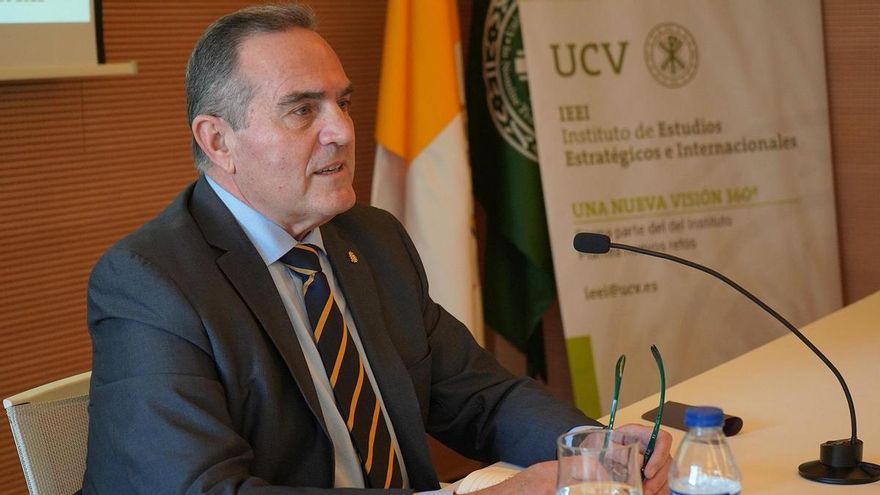 El teniente general Gan Pampols, el vicepresidente de Mazón que dice que no aceptará directrices políticas