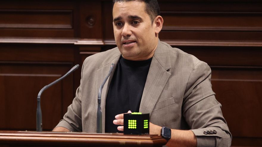 El diputado Yoné Caraballo (NC) pide el amparo del Parlamento por el ataque del director del Servicio Canario de Salud al vulnerar sus derechos fundamentales