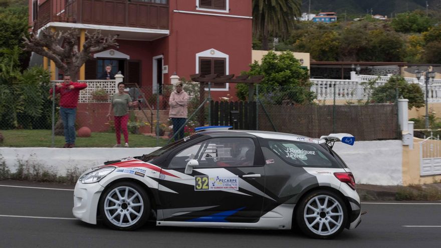 Jorge Rodríguez (Citroën DS3 R5) y Aitor León (Silver Car S2), los más rápidos de la IV Subida San Isidro