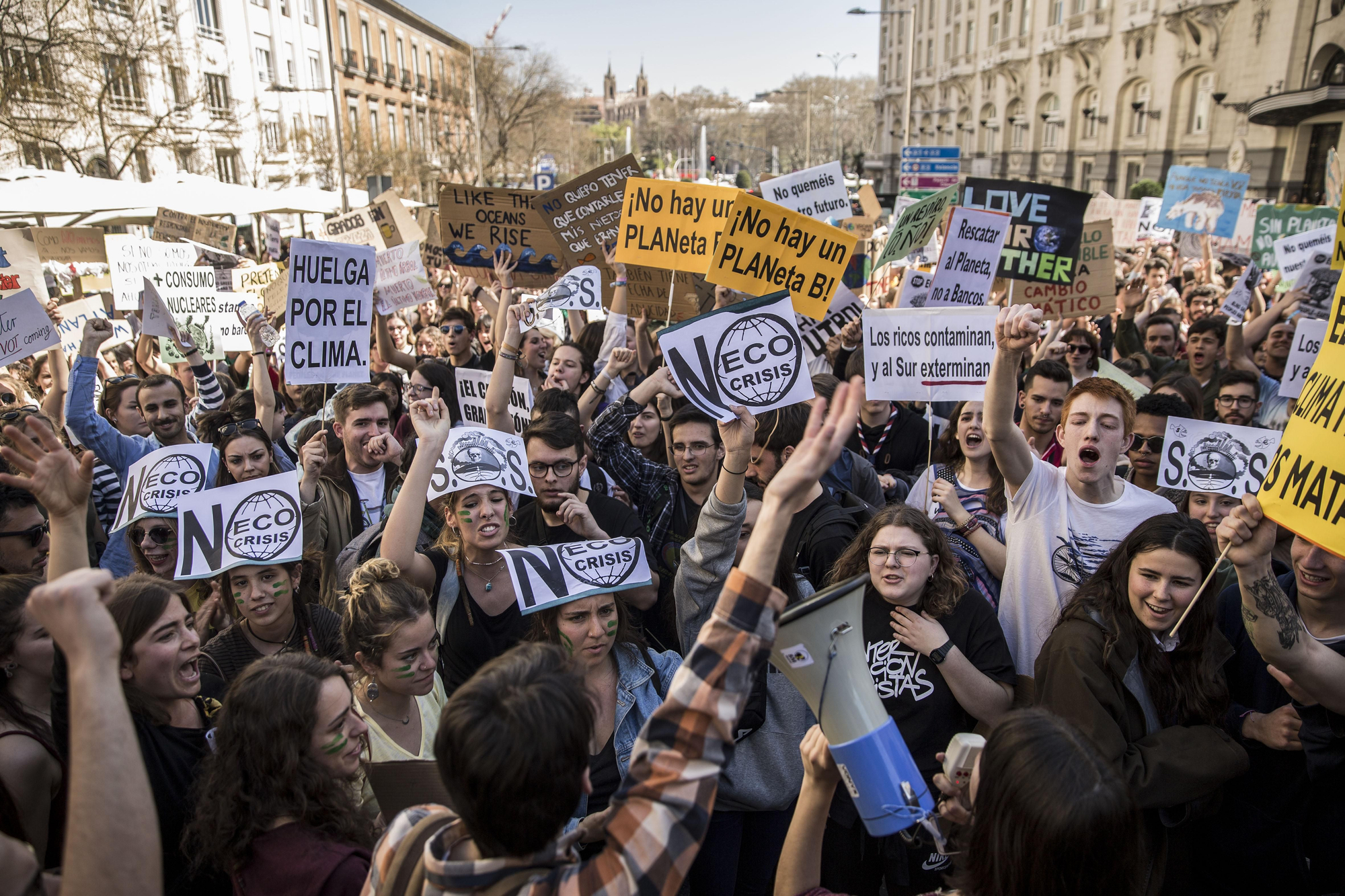 Marcha del 15M verde en la Puerta del Sol en Madrid.