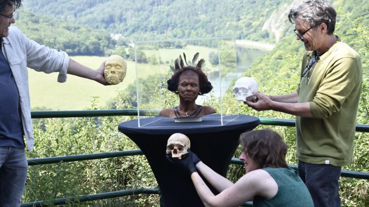 La investigación muestra que las mutaciones que aclararon la piel y dieron el tono azul a los ojos se difundieron en épocas y ritmos distintos