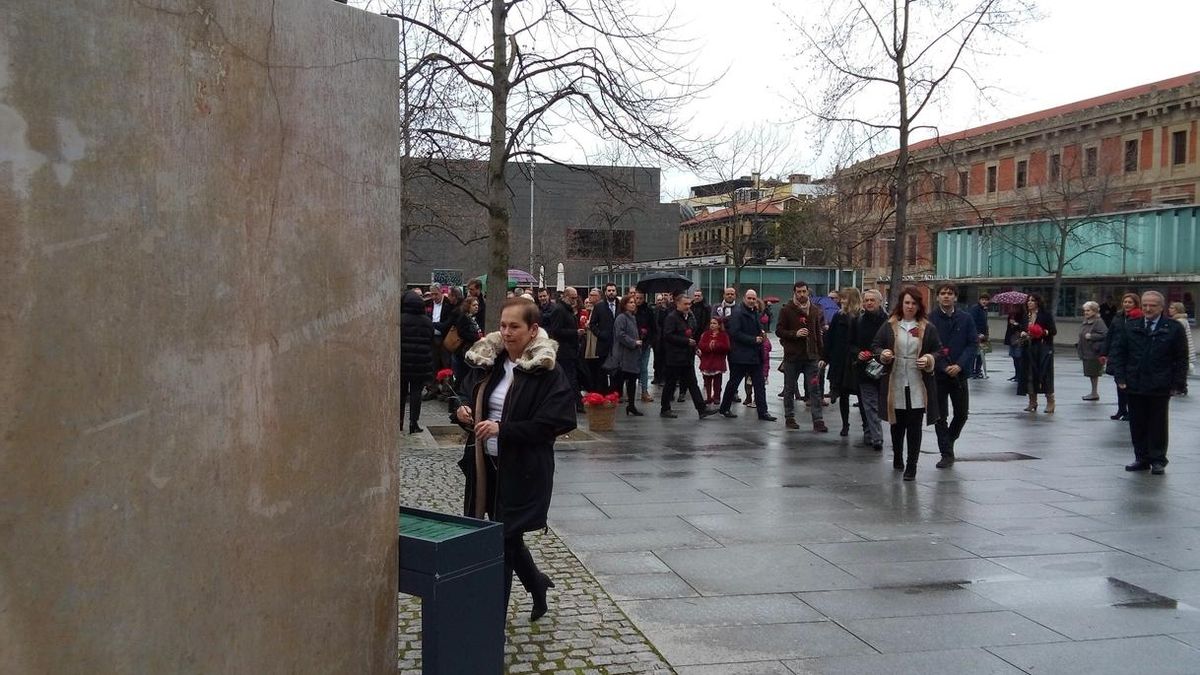 El Gobierno de Navarra homenajea a las víctimas del terrorismo a quienes considera "un referente necesario"