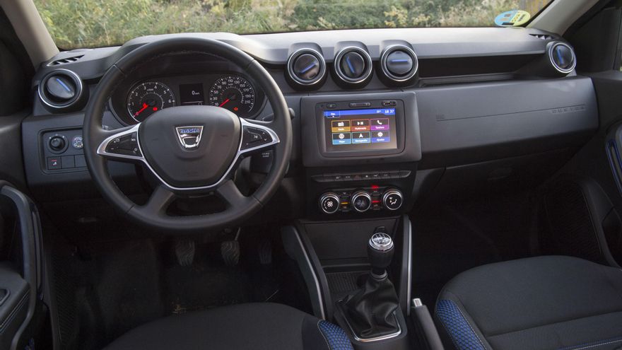 Habitáculo del Dacia Duster.