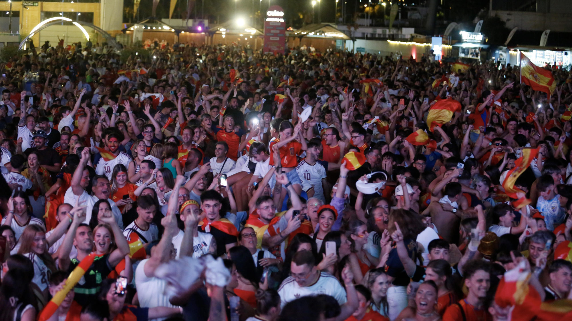 ¡Gol de Ferrán! Las mejores imágenes de la celebración en el Córdoba Live