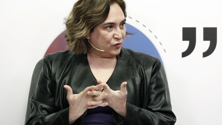 La Justicia ordena imputar a Colau por la querella de un fondo buitre