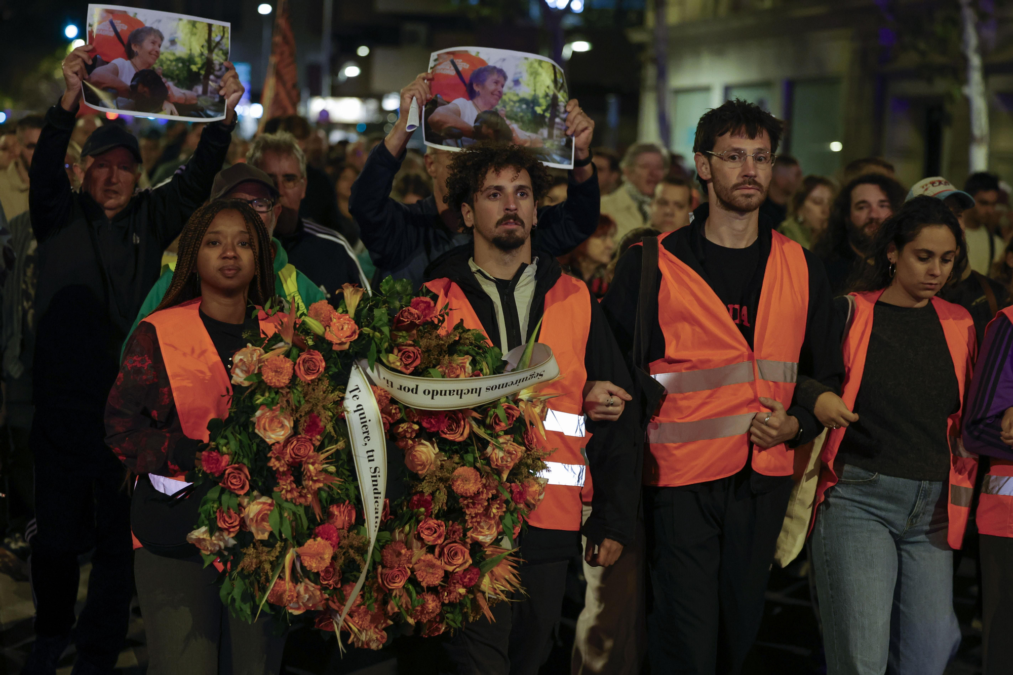 Miles de personas se manifestaron en las calles de Madrid en memoria de Maricarmen el 8 de octubre.