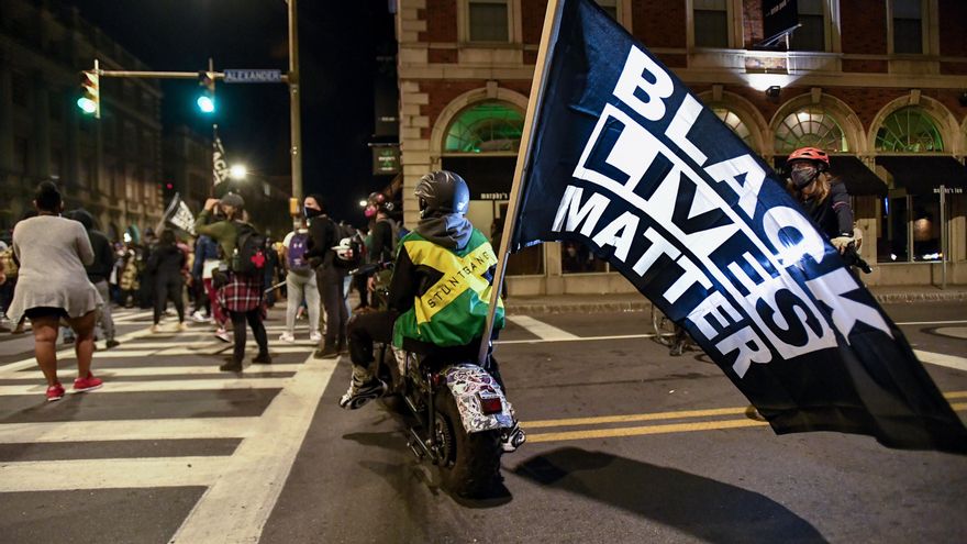 Manifestantes participan en las protesta del Black Lives Matter en Nueva York