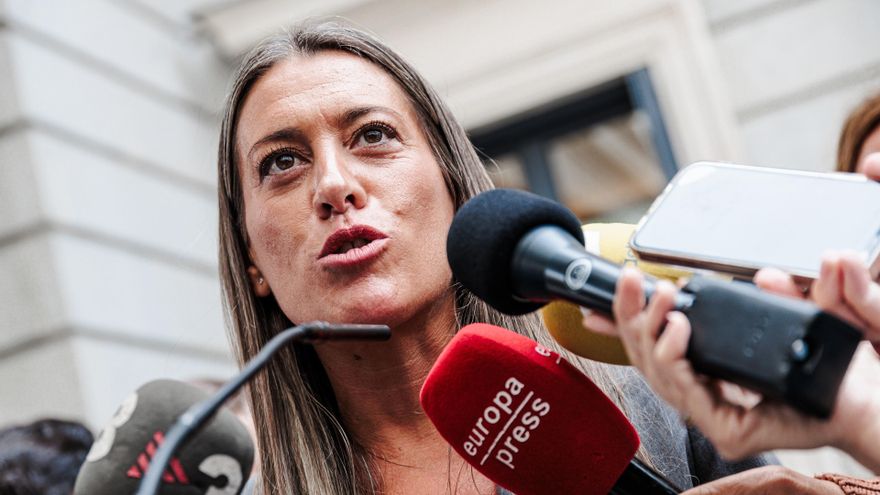 Archivo - La portavoz de Junts en el Congreso de los Diputados, Miriam Nogueras, ofrece declaraciones a los medios, en el Patio del Congreso de los Diputados, a 24 de septiembre de 2024, en Madrid (España).