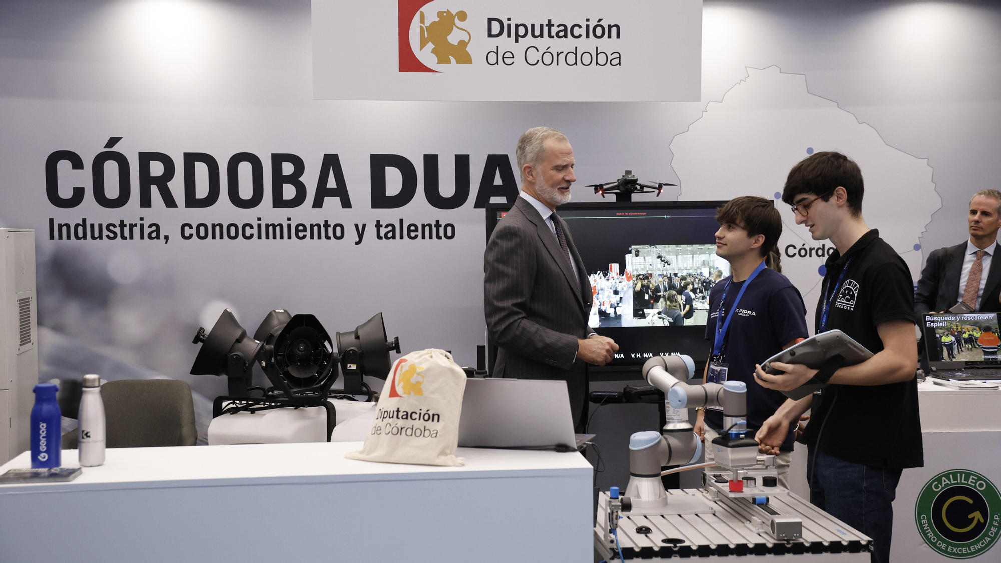 El Rey Felipe VI asiste a la jornada de clausura del Foro Indudef