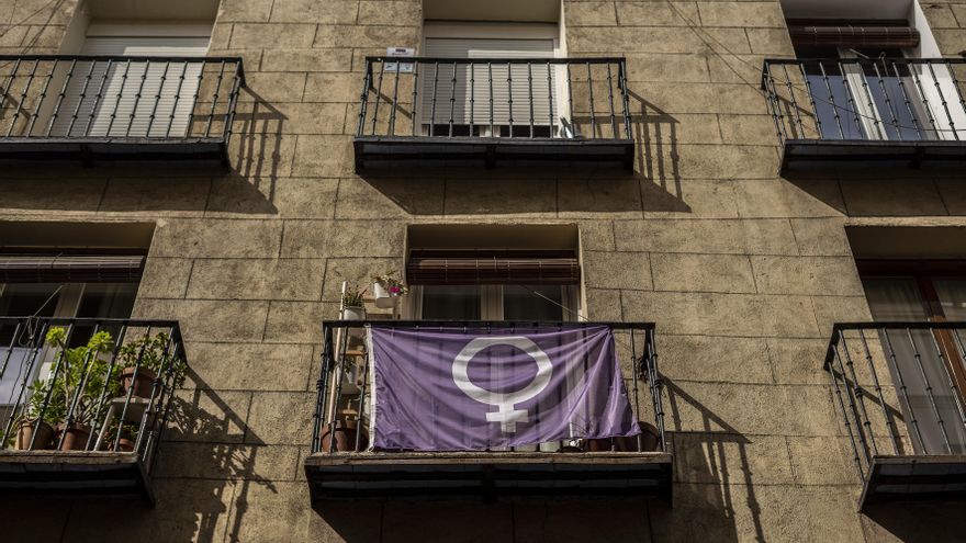 "No pueden desconvocar la lucha feminista": el 8M no se rinde a pesar de los vetos y la pandemia