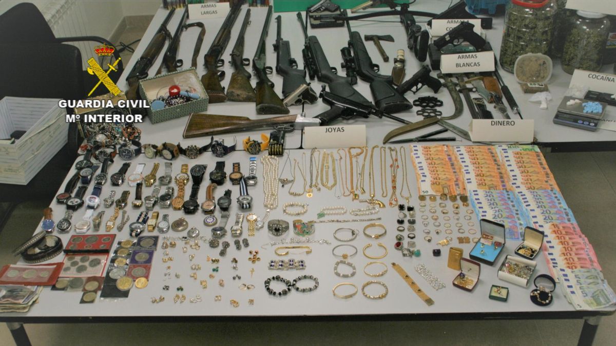 Objetos robados por el grupo criminal que actuaba desde el sur de la provincia de León.