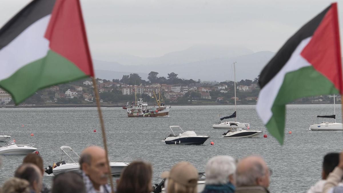 Évole, Colau y una veintena de artistas piden apoyo para la flotilla que saldrá de España hacia Gaza: "Corre la voz"