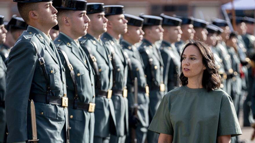 Archivo - La directora general de la Guardia Civil, Mercedes González, preside la entrega de diplomas de la 170ª promoción de Guardias Jóvenes de Valdemoro. En el colegio de Guardias Jóvenes "Duque de Ahumada", a 27 de septiembre de 2024, en Valdemoro, Ma