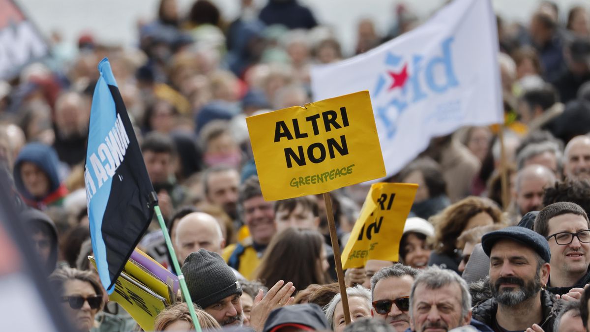 Imagende la manifestación convocada por la Plataforma en Defensa da Ría de Arousa (PDRA) en marzo en contra el proyecto de Altri