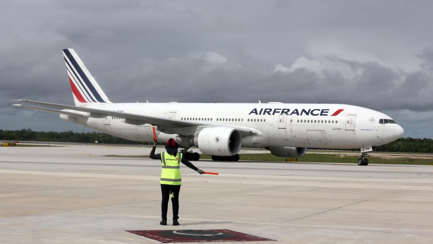 En la imagen, un avión de Air France. EFE/Alonso Cupul/Archivo